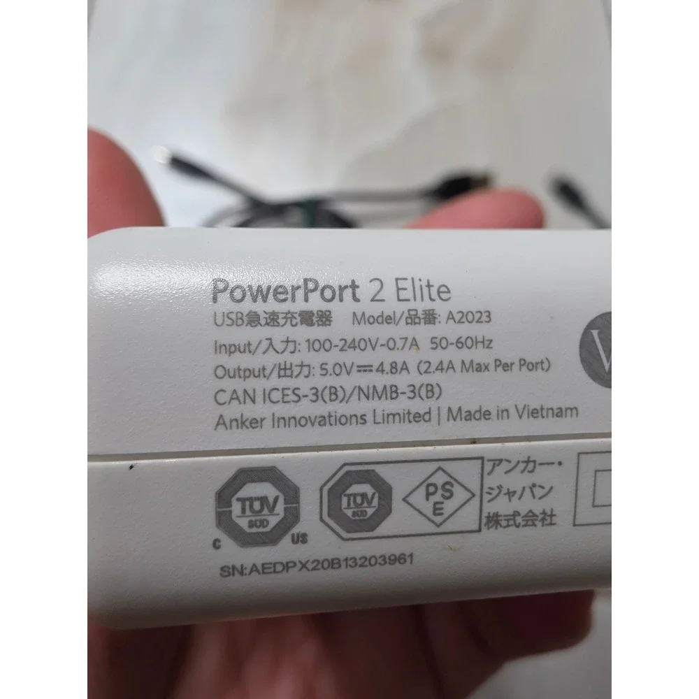Anker PowerPort 2 Elite Dual USB Wall‎ Charger A2023 White 3 Charging Cables W4